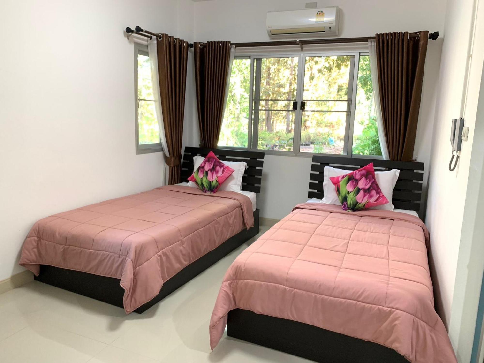 Baan Pingkan Wellness Resort San Kamphaeng Екстериор снимка
